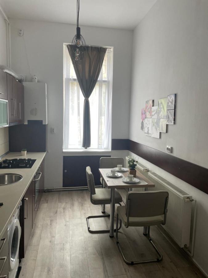 Appartamento Relax Braşov Esterno foto